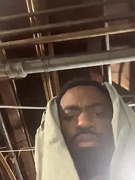 Snapshot of BlackWood777777 chatting on November 2025 08:25:02 AM BlackWood777777 online show from November 2025 08:25:02 AM