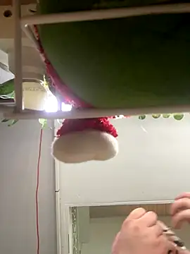 Kitty Bms  online show from December 2025 07:10:01 PM