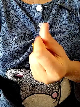 Snapshot of yasmine_x chatting on December 2025 02:34:01 PM yasmine x online show from December 2025 02:34:01 PM