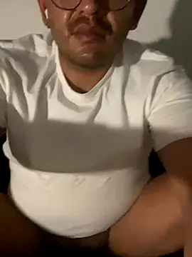 Snapshot of areyesp40 chatting on December 2025 05:16:01 AM areyesp40 online show from December 2025 05:16:01 AM