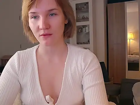 CatchVi online show from April 2026 06:30:02 PM