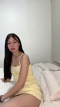 heyitsmia online show from November 2025 12:55:02 AM