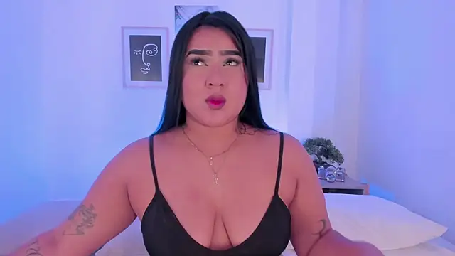 Snapshot of alejandrarojas_ chatting on April 2026 01:06:01 PM alejandrarojas online show from April 2026 01:06:01 PM