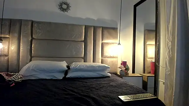 Ambar85 online show from February 2026 03:32:02 AM