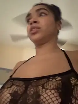 Kiki hammyy online show from April 2026 07:05:02 PM