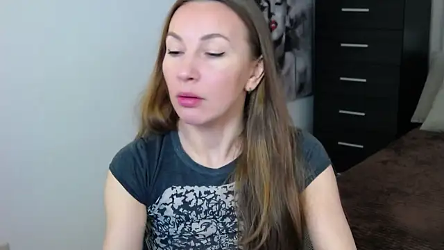 Brandy Gem online show from March 2026 07:45:01 AM