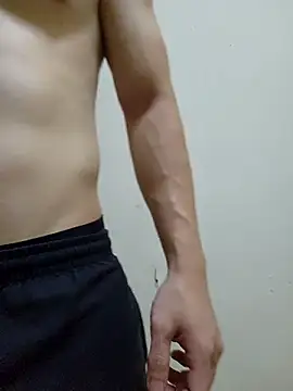 Valerious180 online show from April 2026 05:21:01 PM