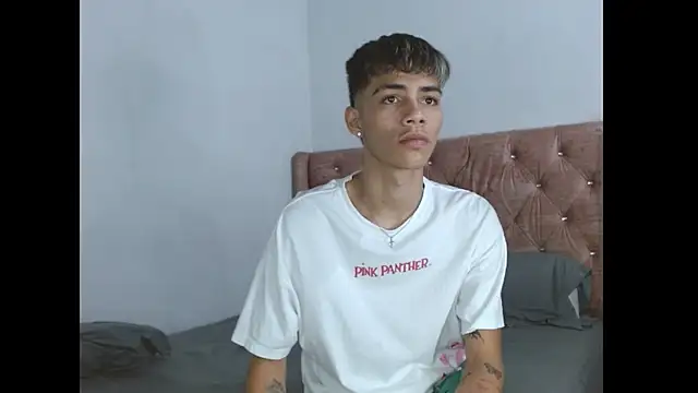 Snapshot of ALEXX_BOOY chatting on November 2025 05:29:02 AM ALEXX BOOY online show from November 2025 05:29:02 AM