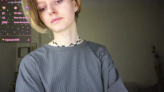 ToyaPletz online show from April 2026 07:03:02 PM