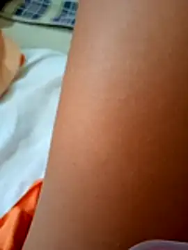 EweXZZ online show from March 2026 05:53:02 PM