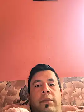 Snapshot of Alexutz21 chatting on March 2026 06:46:02 AM Alexutz21 online show from March 2026 06:46:02 AM