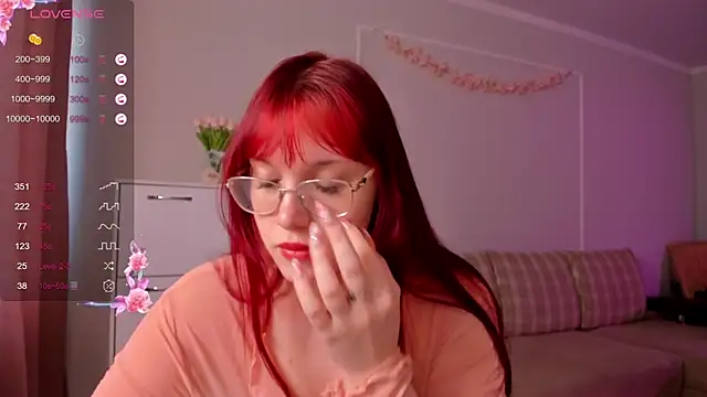 Snapshot of SweetieMarry chatting on May 2026 05:23:01 AM SweetieMarry online show from May 2026 05:23:01 AM
