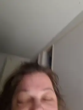 Tasmine online show from December 2025 01:05:02 PM