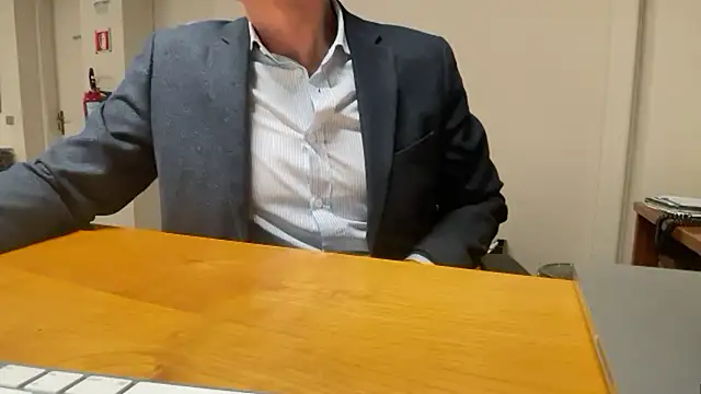 SimonZydar online show from December 2025 04:45:01 PM