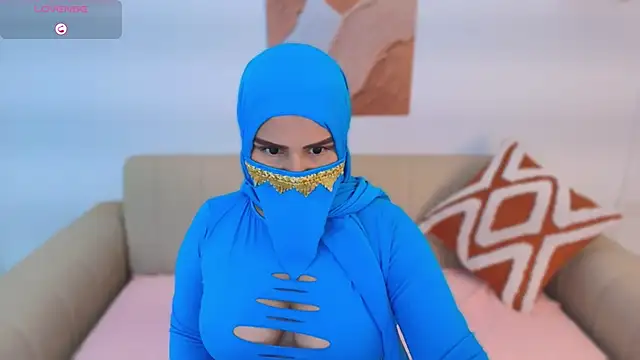 Mayraa arabelle online show from November 2025 03:57:02 PM