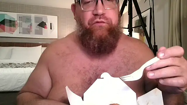 BigBearforCuddles online show from July 2026 03:35:01 AM