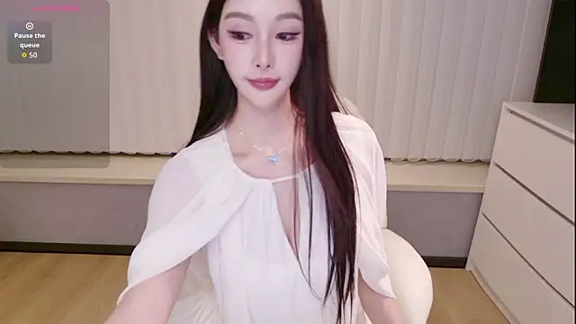 Snapshot of LULUbbaby_520 chatting on April 2026 02:55:01 PM LULUbbaby 520 online show from April 2026 02:55:01 PM