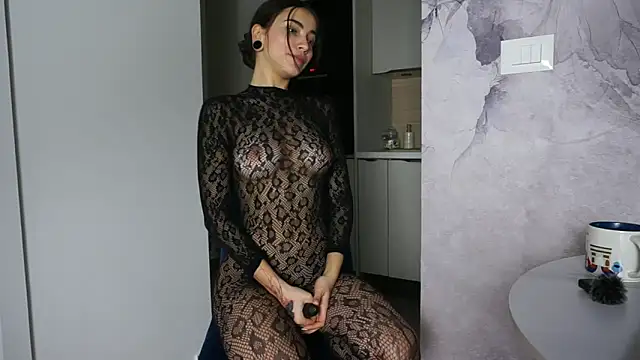 Snapshot of LianixLoverx chatting on December 2025 10:48:02 PM LianixLoverx online show from December 2025 10:48:02 PM