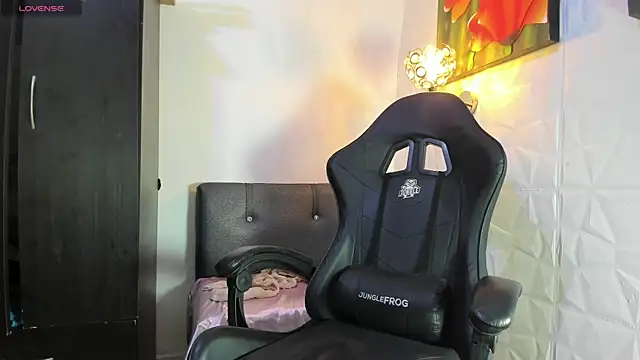 Miss clarepocahose online show from November 2025 02:22:01 AM