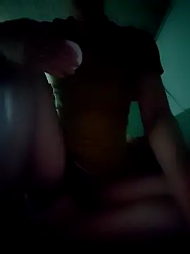 LianLaz online show from December 2025 01:12:02 AM