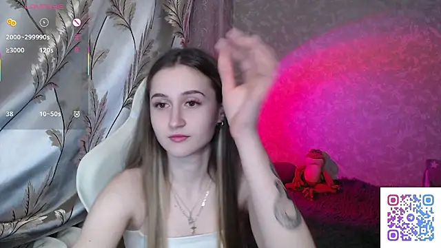 Ave Costly online show from March 2026 04:47:01 PM