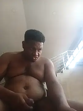 LovelyHughes online show from February 2026 11:36:02 AM