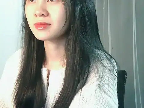 Snapshot of Nunaa18 chatting on November 2025 09:02:02 AM Nunaa18 online show from November 2025 09:02:02 AM