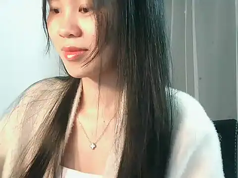 Snapshot of Nunaa18 chatting on December 2025 01:38:02 PM Nunaa18 online show from December 2025 01:38:02 PM