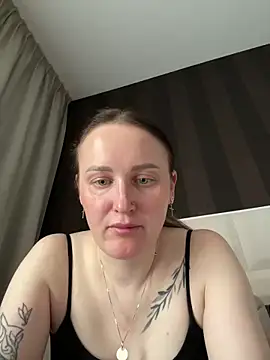 TomilaSi online show from April 2026 11:22:02 AM