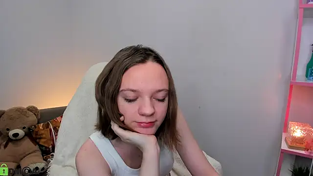 Olivia Riesz online show from December 2025 01:11:01 AM