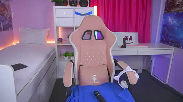 Sunny Glow online show from November 2025 05:53:02 AM