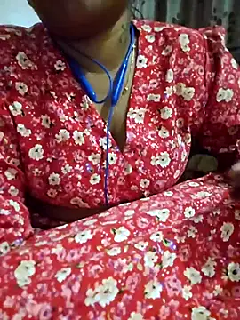 Tamil Smiley Queen online show from January 2026 06:21:02 PM