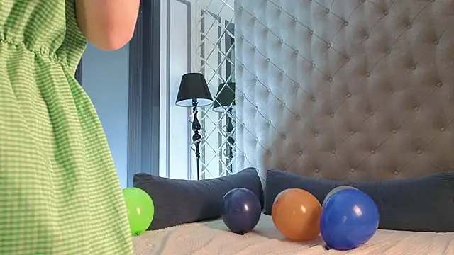 SharaSauer online show from February 2026 01:06:01 AM