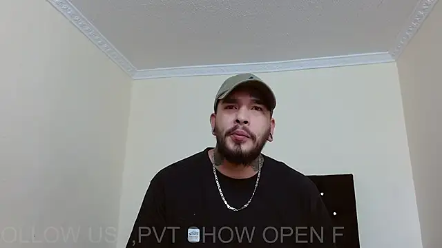 Snapshot of ARIA_AND_NICK chatting on March 2026 03:40:01 PM ARIA AND NICK online show from March 2026 03:40:01 PM