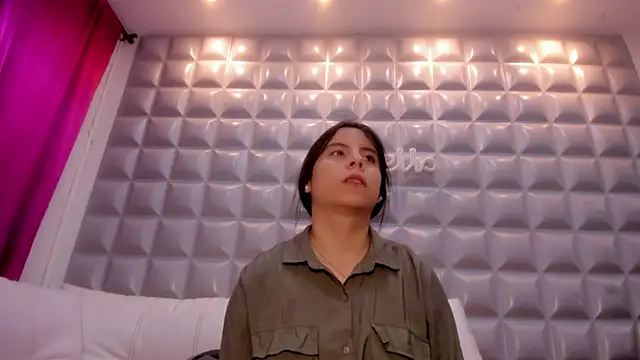 sol-angel online show from March 2026 03:49:02 PM