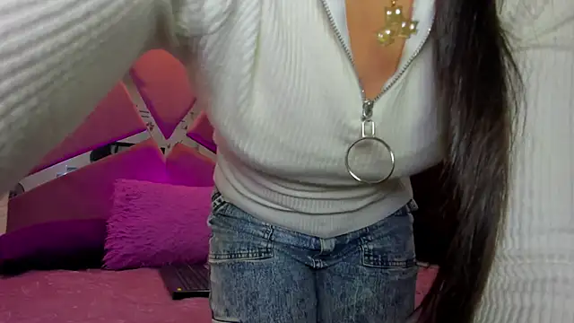 sol-angel online show from June 2026 03:40:01 PM
