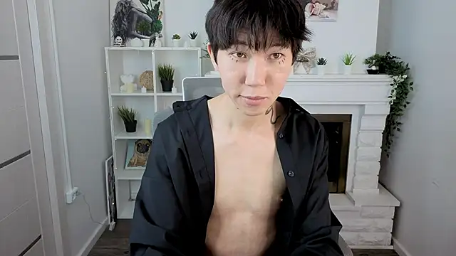 Snapshot of YugoAsian chatting on November 2025 12:41:02 PM YugoAsian online show from November 2025 12:41:02 PM