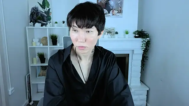 Snapshot of YugoAsian chatting on December 2025 08:39:01 PM YugoAsian online show from December 2025 08:39:01 PM