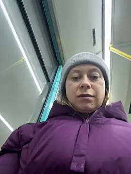 Brooke lover online show from March 2026 06:57:01 PM