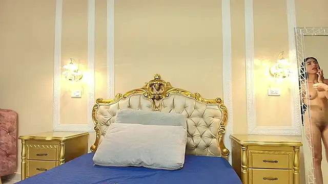 HallieStone online show from February 2026 01:18:02 PM