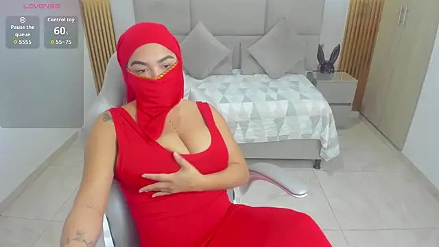 Raizel kazem online show from November 2025 01:03:01 PM