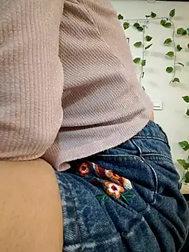 Snapshot of Sexolinaa chatting on May 2026 06:18:02 AM Sexolinaa online show from May 2026 06:18:02 AM