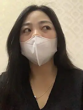 Snapshot of lana-kan chatting on March 2026 01:43:02 PM lana-kan online show from March 2026 01:43:02 PM