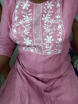 Snapshot of vedhasree chatting on April 2026 02:04:01 PM vedhasree online show from April 2026 02:04:01 PM