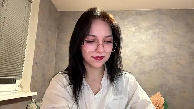 GlibRasher online show from December 2025 09:21:02 PM