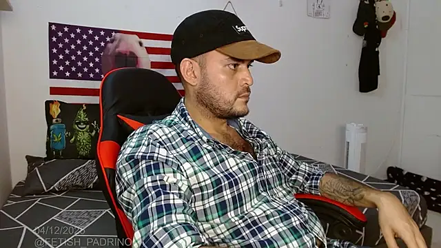 holegape online show from December 2025 03:37:02 AM