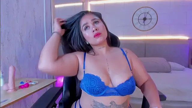 Snapshot of Julietaa_1 chatting on December 2025 07:34:02 PM Julietaa 1 online show from December 2025 07:34:02 PM