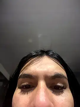 Snapshot of SaraAndrade_ chatting on April 2026 02:50:02 AM SaraAndrade online show from April 2026 02:50:02 AM