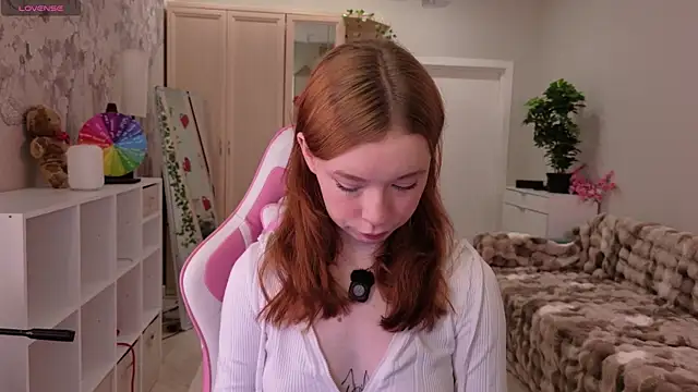 Snapshot of eva_aria chatting on July 2026 04:39:02 AM eva aria online show from July 2026 04:39:02 AM