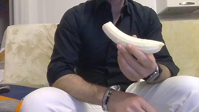 Eroshotlicker online show from April 2026 09:39:33 PM